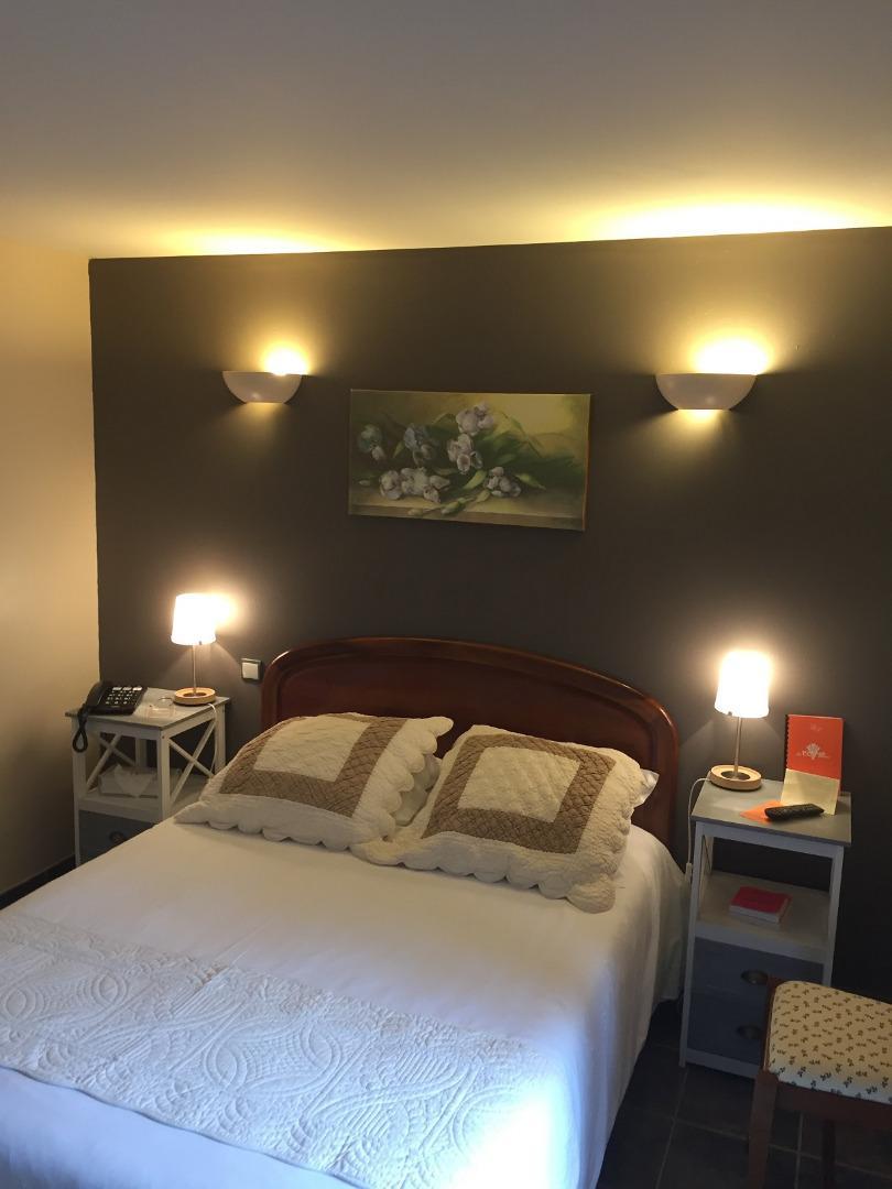 Auberge Du Cheval Blanc - Teritoria Selles-Saint-Denis Zewnętrze zdjęcie