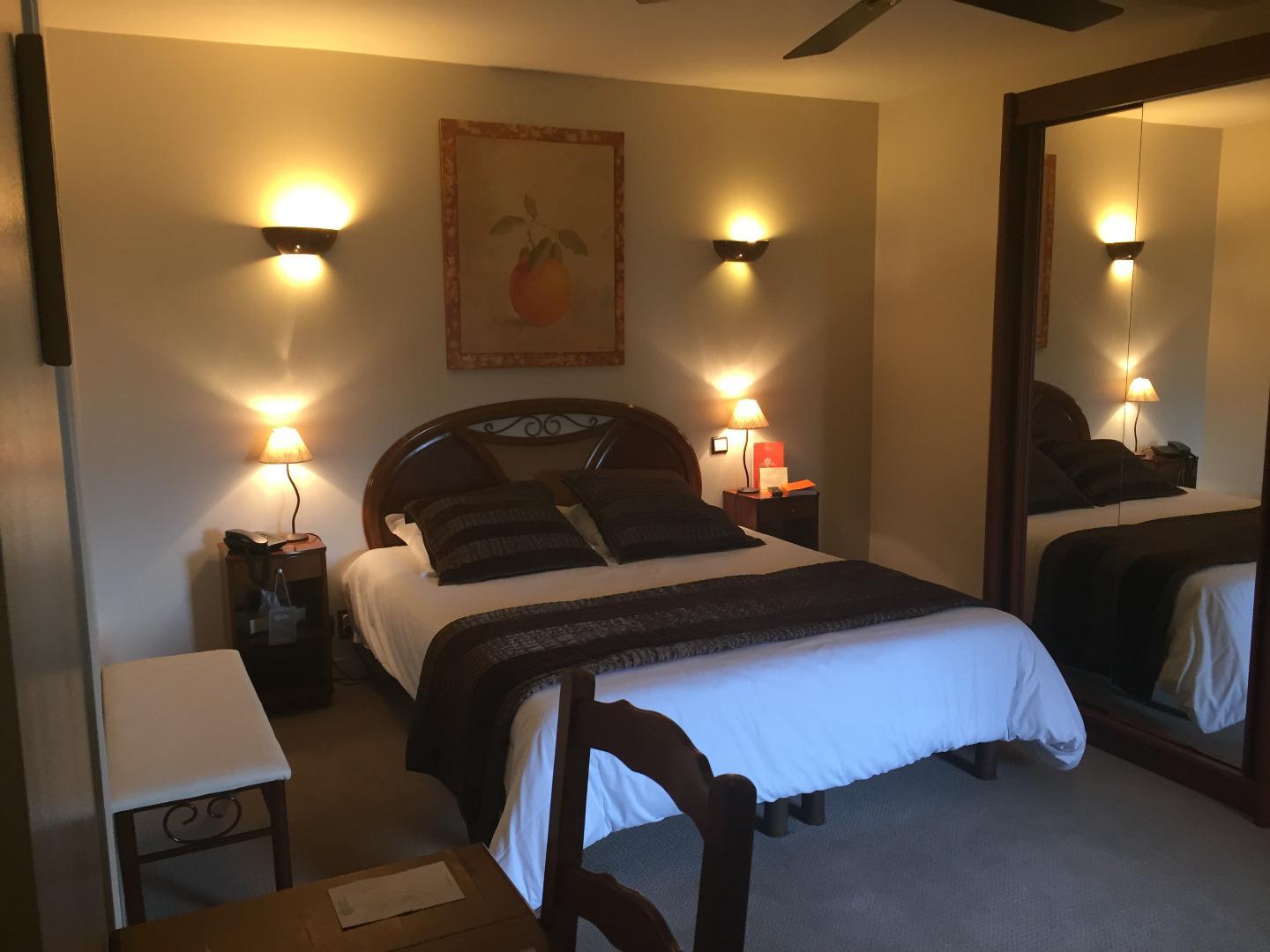 Auberge Du Cheval Blanc - Teritoria Selles-Saint-Denis Zewnętrze zdjęcie