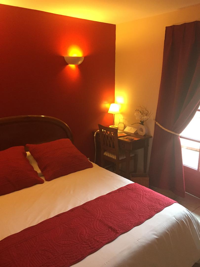 Auberge Du Cheval Blanc - Teritoria Selles-Saint-Denis Zewnętrze zdjęcie
